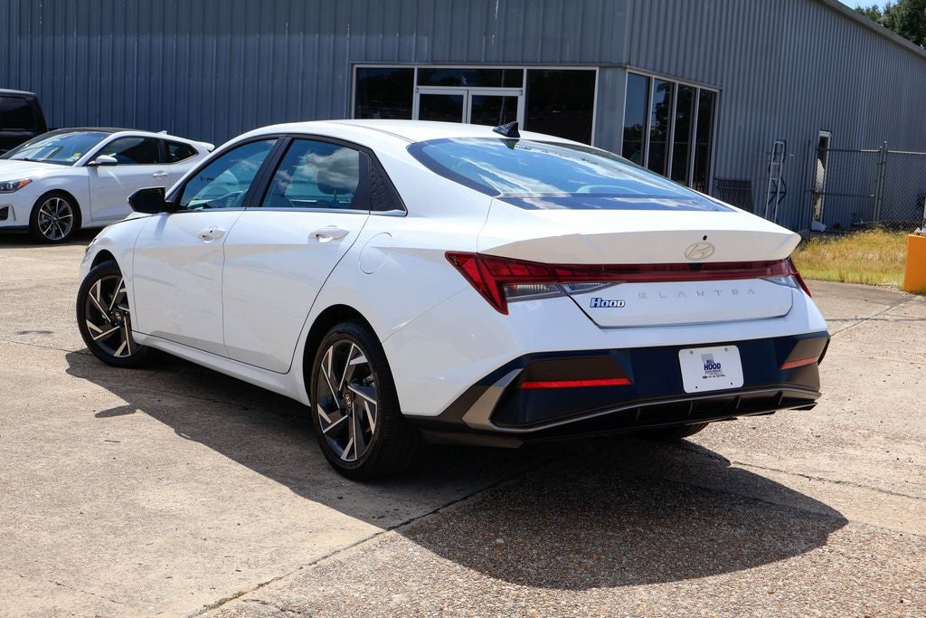 2025 Hyundai ELANTRA SEL Convenience