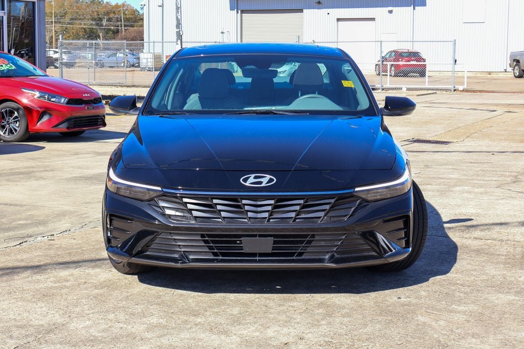 2025 Hyundai ELANTRA SEL Convenience