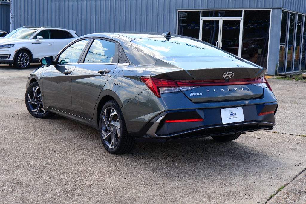 2025 Hyundai ELANTRA SEL Convenience