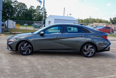 2025 Hyundai ELANTRA SEL Convenience