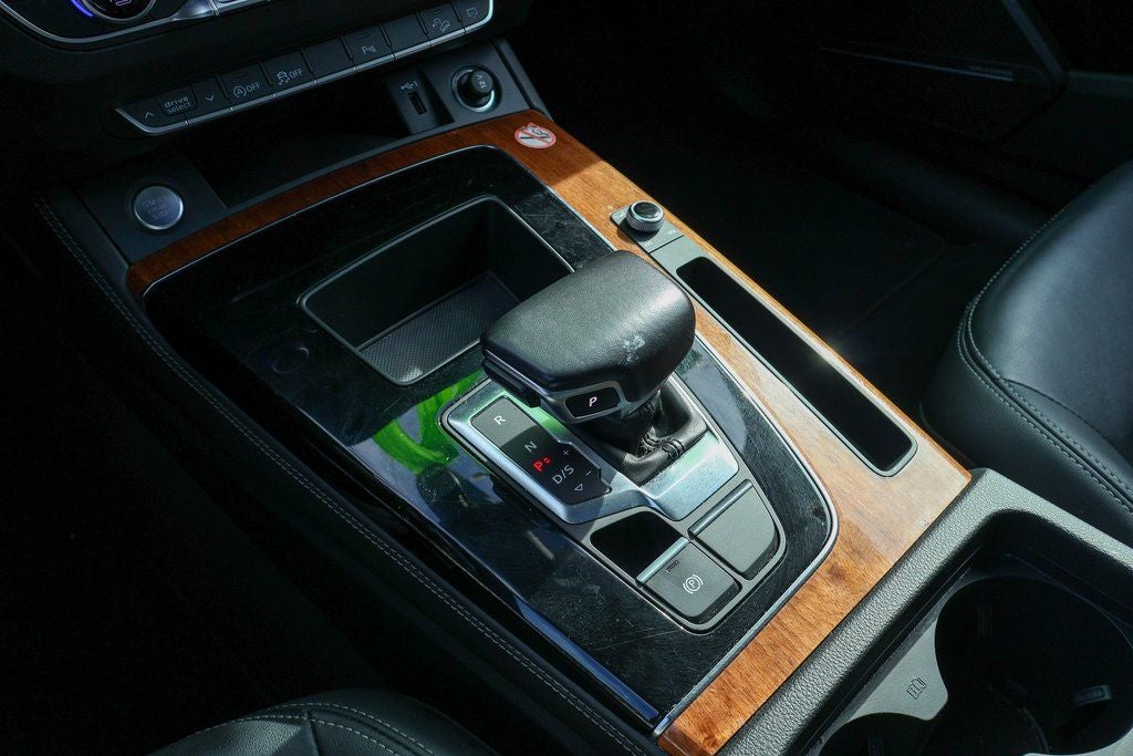 2023 Audi Q5 45 S line Premium quattro