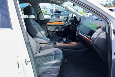 2023 Audi Q5 45 S line Premium quattro